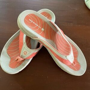 Like New Merrell Alveo Flip Flop Sandals — Good for Comfort Walking! Size 8